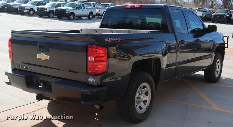 image for item DK3510 2016 Chevrolet Silverado 1500  Double Cab pickup truck