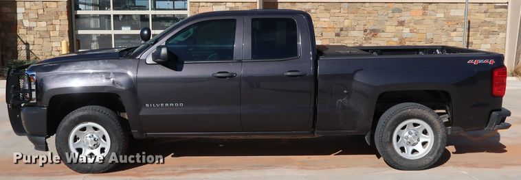 image for item DK3510 2016 Chevrolet Silverado 1500  Double Cab pickup truck