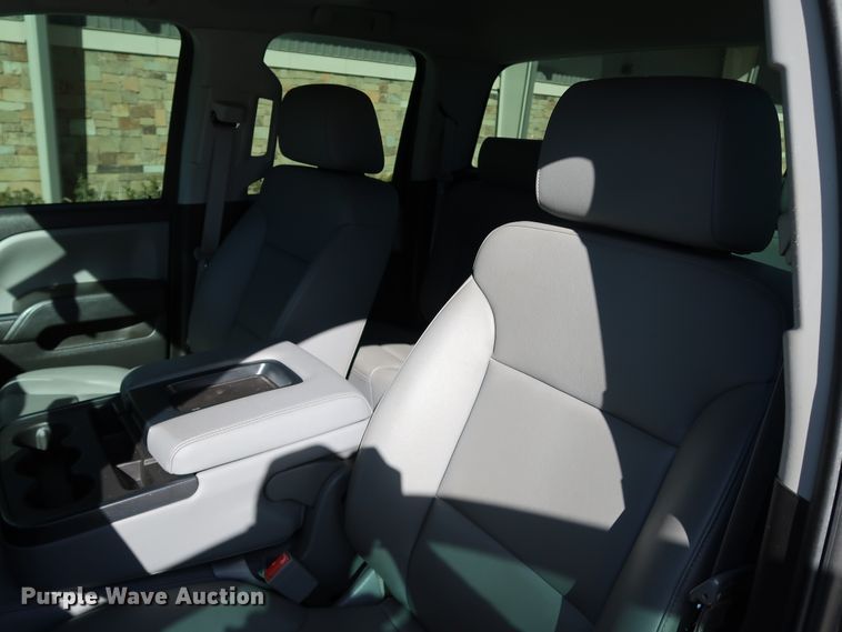 image for item DK3510 2016 Chevrolet Silverado 1500  Double Cab pickup truck