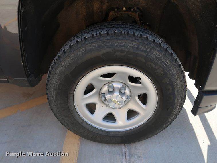 image for item DK3510 2016 Chevrolet Silverado 1500  Double Cab pickup truck