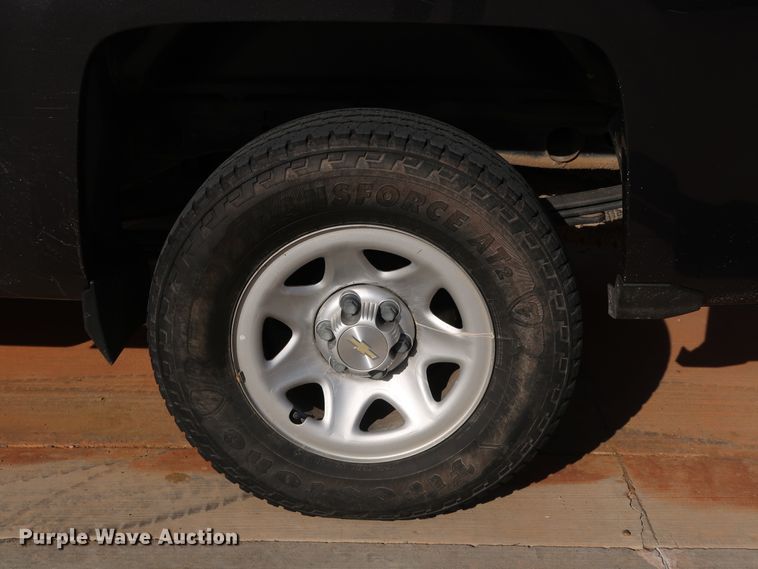 image for item DK3510 2016 Chevrolet Silverado 1500  Double Cab pickup truck