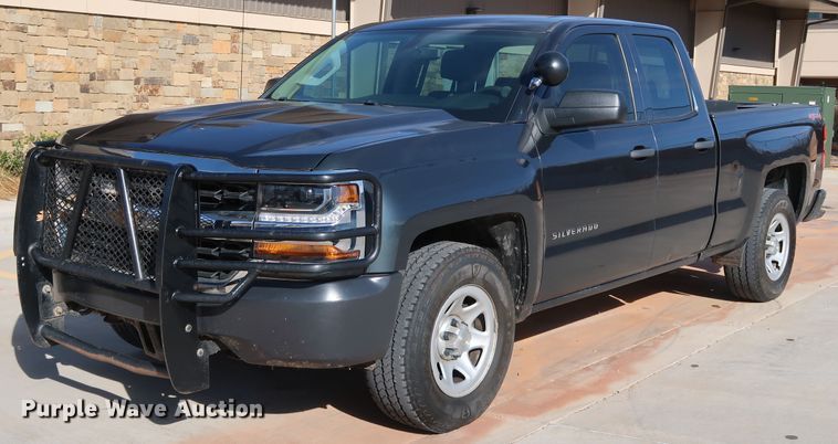 image for item DK3511 2017 Chevrolet Silverado 1500  Double Cab pickup truck
