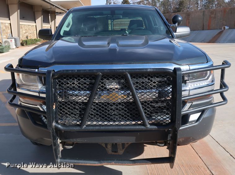 image for item DK3511 2017 Chevrolet Silverado 1500  Double Cab pickup truck