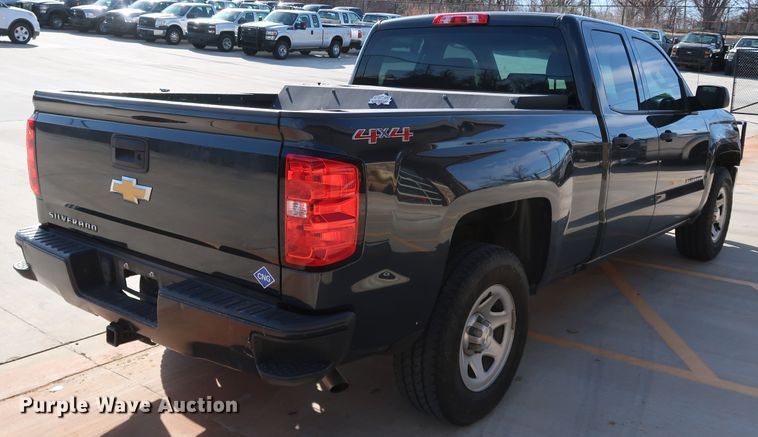 image for item DK3511 2017 Chevrolet Silverado 1500  Double Cab pickup truck