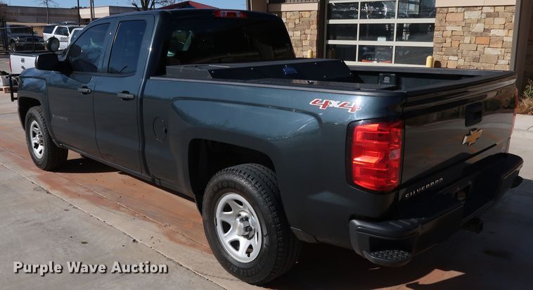 image for item DK3511 2017 Chevrolet Silverado 1500  Double Cab pickup truck