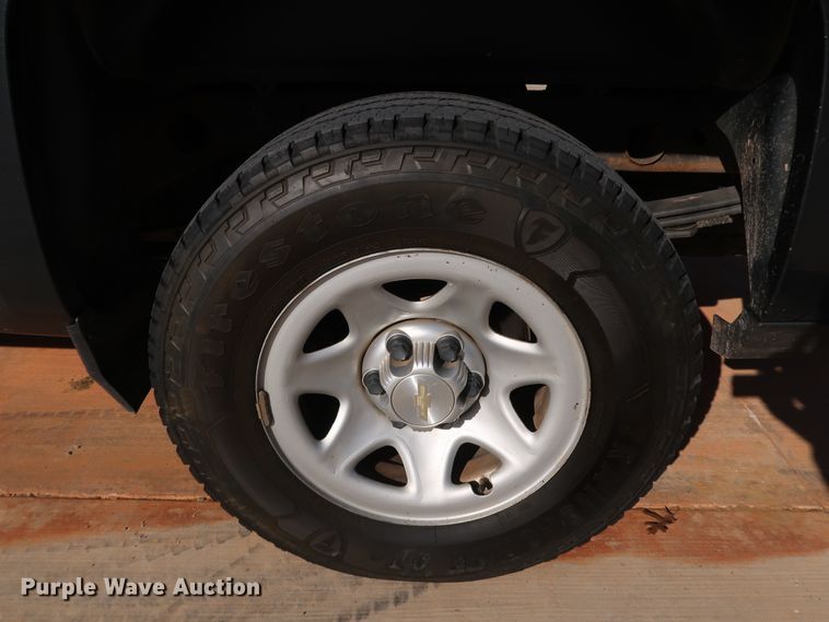 image for item DK3511 2017 Chevrolet Silverado 1500  Double Cab pickup truck