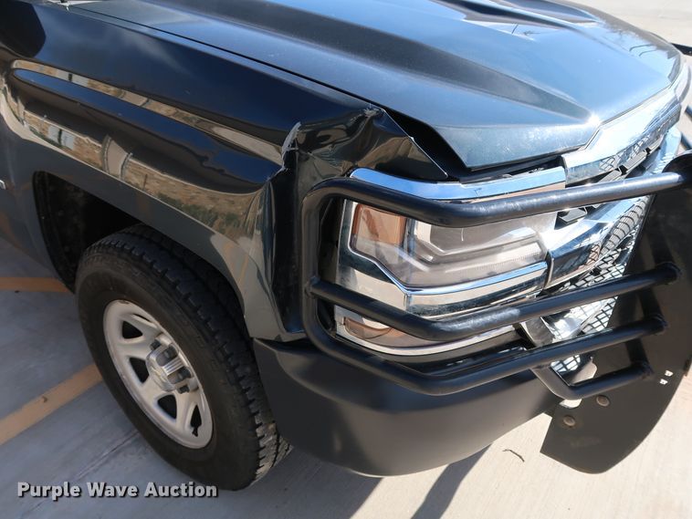 image for item DK3511 2017 Chevrolet Silverado 1500  Double Cab pickup truck