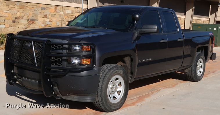 image for item DK3512 2015 Chevrolet Silverado 1500  Double Cab pickup truck