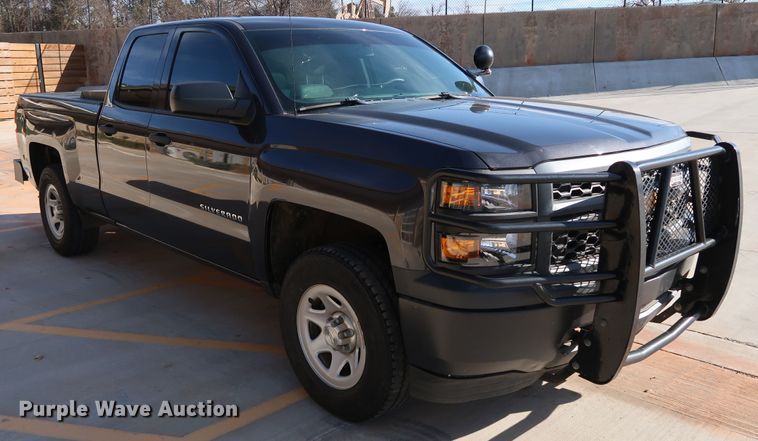 image for item DK3512 2015 Chevrolet Silverado 1500  Double Cab pickup truck