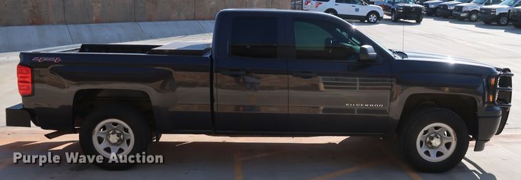 image for item DK3512 2015 Chevrolet Silverado 1500  Double Cab pickup truck