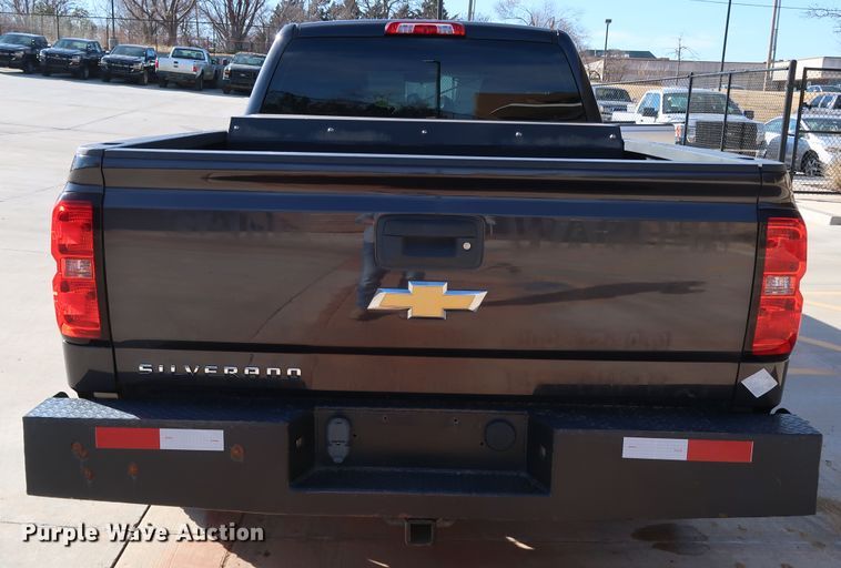 image for item DK3512 2015 Chevrolet Silverado 1500  Double Cab pickup truck