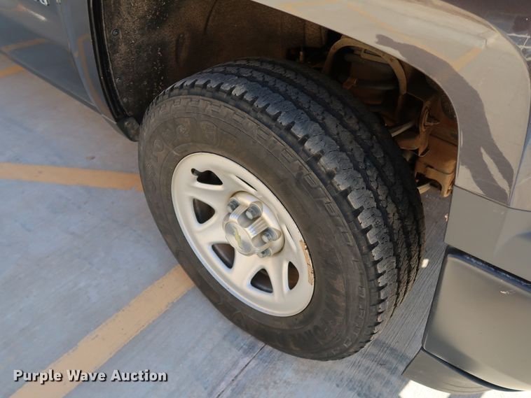 image for item DK3512 2015 Chevrolet Silverado 1500  Double Cab pickup truck