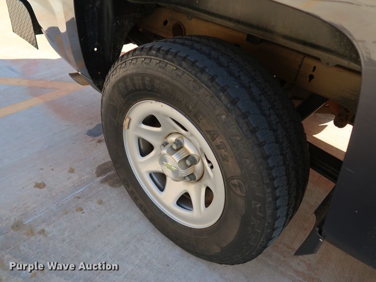 image for item DK3512 2015 Chevrolet Silverado 1500  Double Cab pickup truck