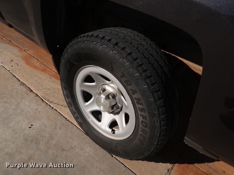 image for item DK3512 2015 Chevrolet Silverado 1500  Double Cab pickup truck