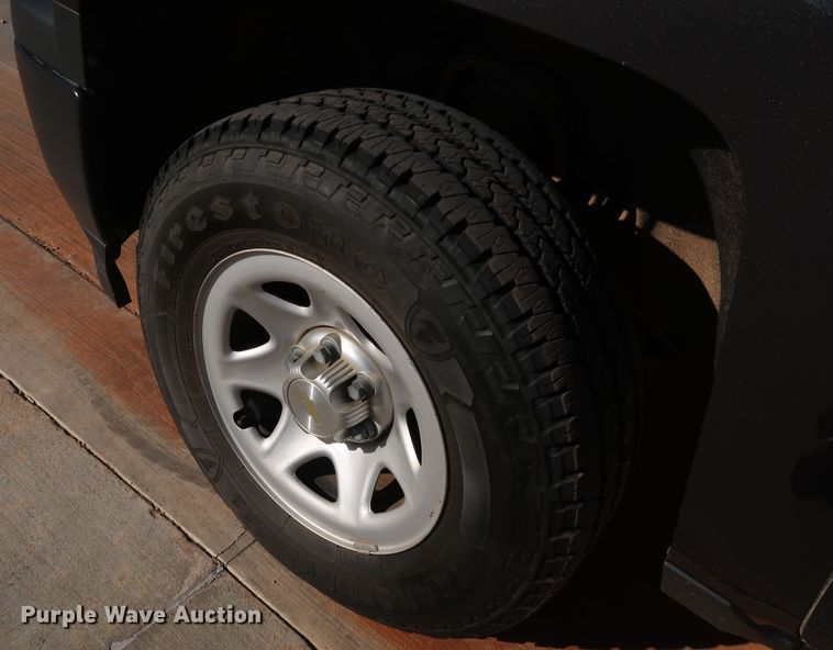 image for item DK3512 2015 Chevrolet Silverado 1500  Double Cab pickup truck