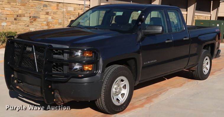 image for item DK3513 2015 Chevrolet Silverado 1500  Double Cab pickup truck