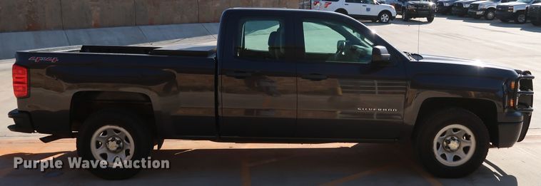 image for item DK3513 2015 Chevrolet Silverado 1500  Double Cab pickup truck