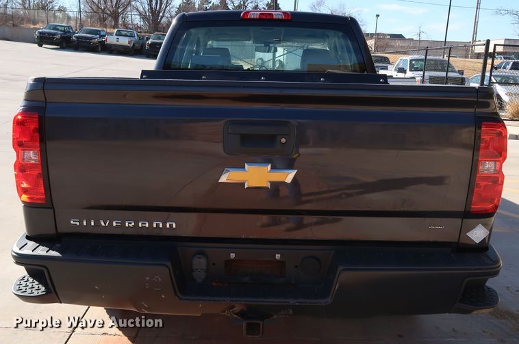 image for item DK3513 2015 Chevrolet Silverado 1500  Double Cab pickup truck