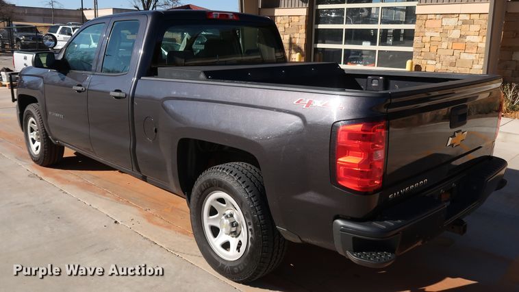 image for item DK3513 2015 Chevrolet Silverado 1500  Double Cab pickup truck