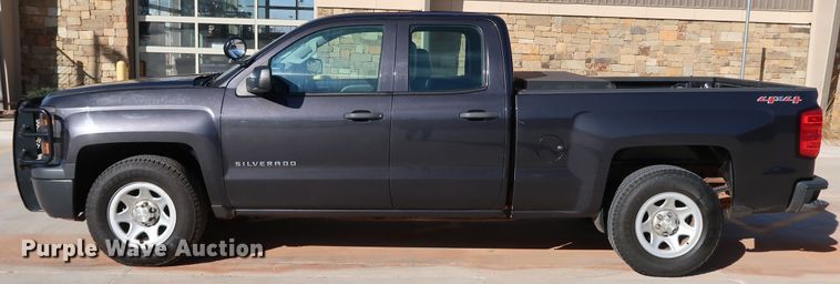 image for item DK3513 2015 Chevrolet Silverado 1500  Double Cab pickup truck