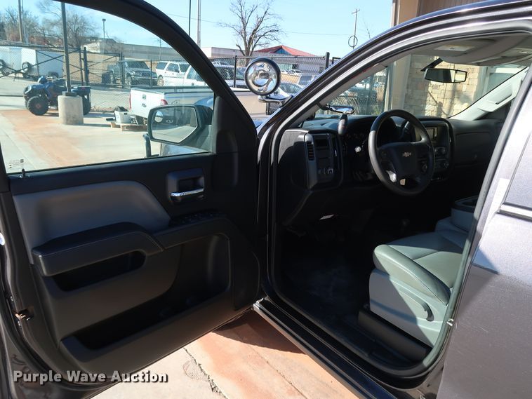 image for item DK3513 2015 Chevrolet Silverado 1500  Double Cab pickup truck