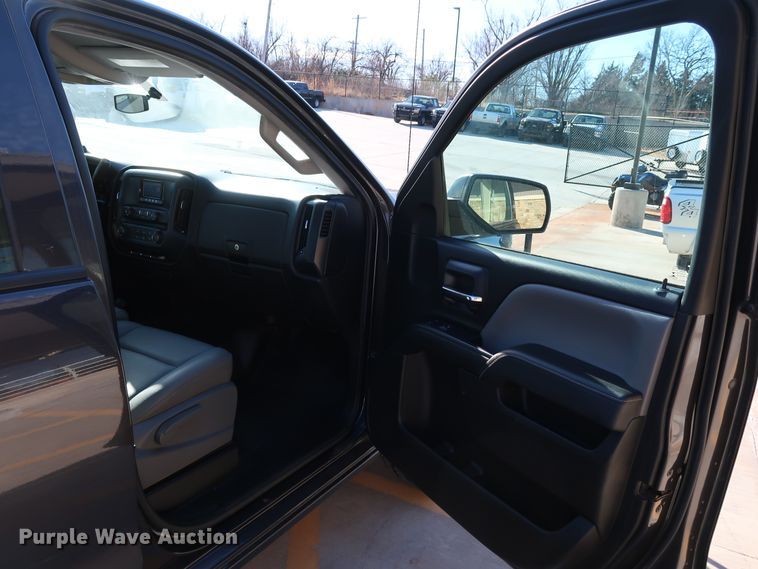 image for item DK3513 2015 Chevrolet Silverado 1500  Double Cab pickup truck