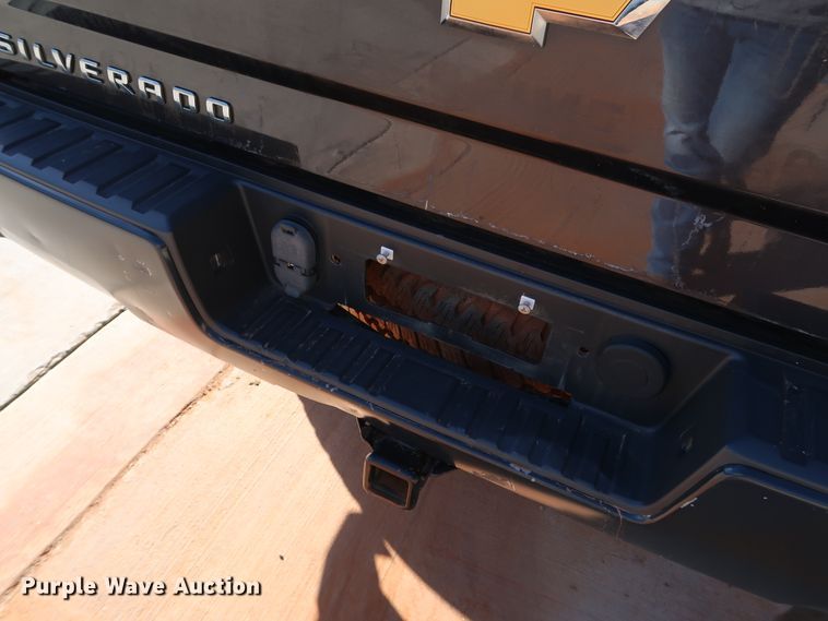 image for item DK3513 2015 Chevrolet Silverado 1500  Double Cab pickup truck