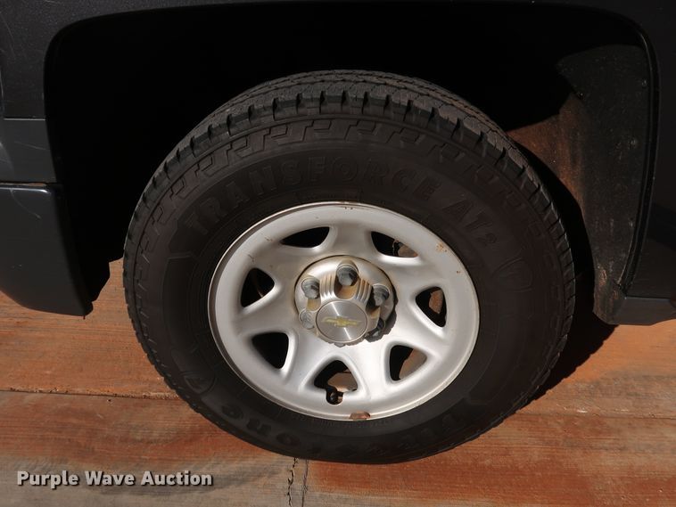 image for item DK3513 2015 Chevrolet Silverado 1500  Double Cab pickup truck