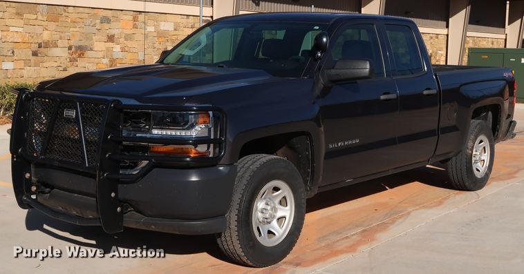 image for item DK3514 2016 Chevrolet Silverado 1500  Double Cab pickup truck