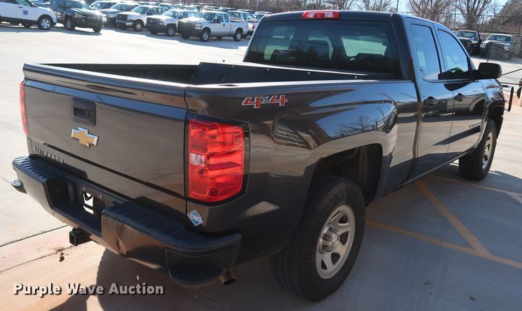 image for item DK3514 2016 Chevrolet Silverado 1500  Double Cab pickup truck