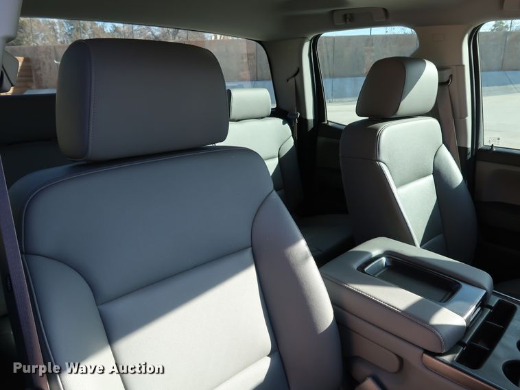 image for item DK3514 2016 Chevrolet Silverado 1500  Double Cab pickup truck