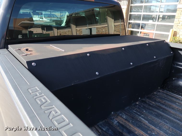 image for item DK3514 2016 Chevrolet Silverado 1500  Double Cab pickup truck