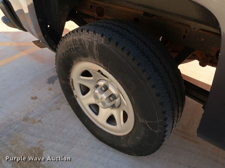 image for item DK3514 2016 Chevrolet Silverado 1500  Double Cab pickup truck