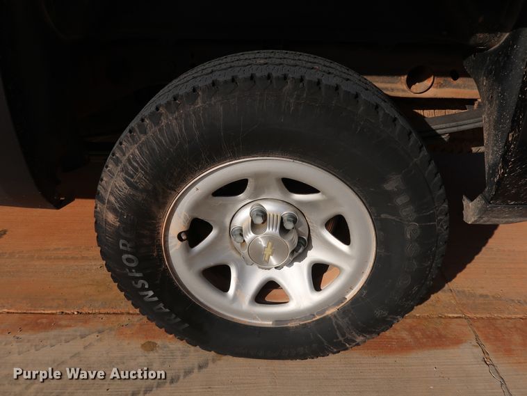 image for item DK3514 2016 Chevrolet Silverado 1500  Double Cab pickup truck