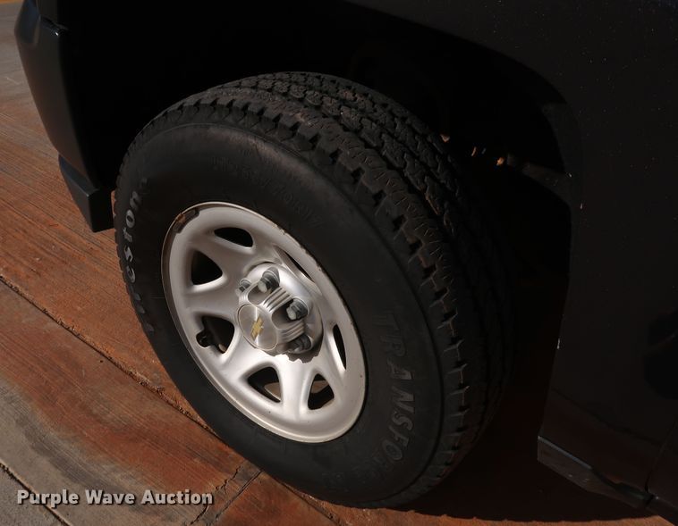 image for item DK3514 2016 Chevrolet Silverado 1500  Double Cab pickup truck