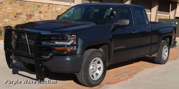 image for item DK3515 2017 Chevrolet Silverado 1500  Double Cab pickup truck