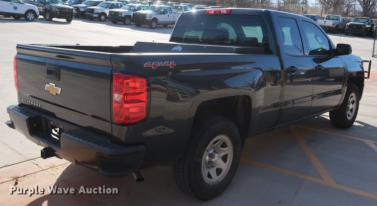 image for item DK3515 2017 Chevrolet Silverado 1500  Double Cab pickup truck