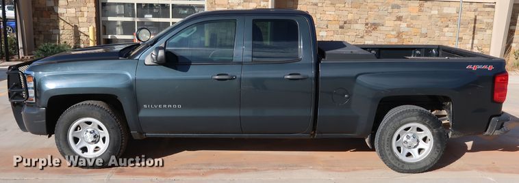 image for item DK3515 2017 Chevrolet Silverado 1500  Double Cab pickup truck