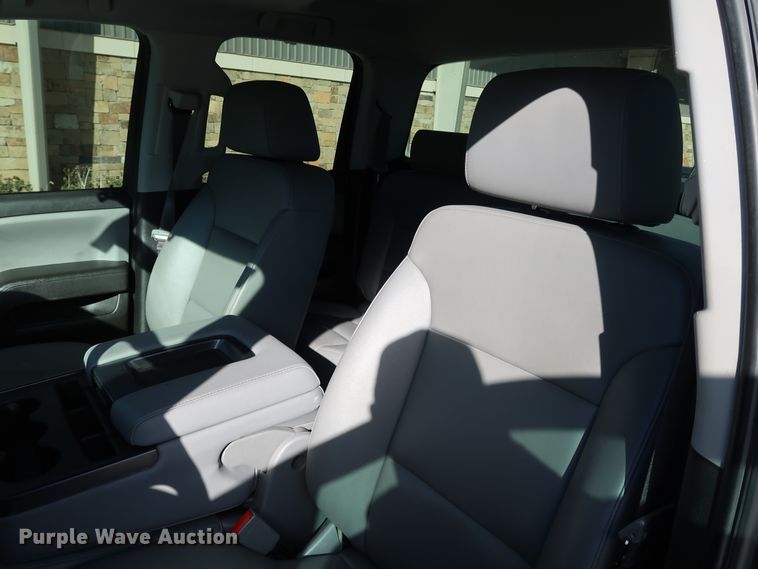 image for item DK3515 2017 Chevrolet Silverado 1500  Double Cab pickup truck