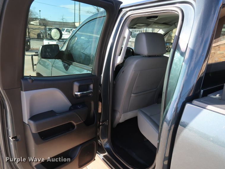 image for item DK3515 2017 Chevrolet Silverado 1500  Double Cab pickup truck