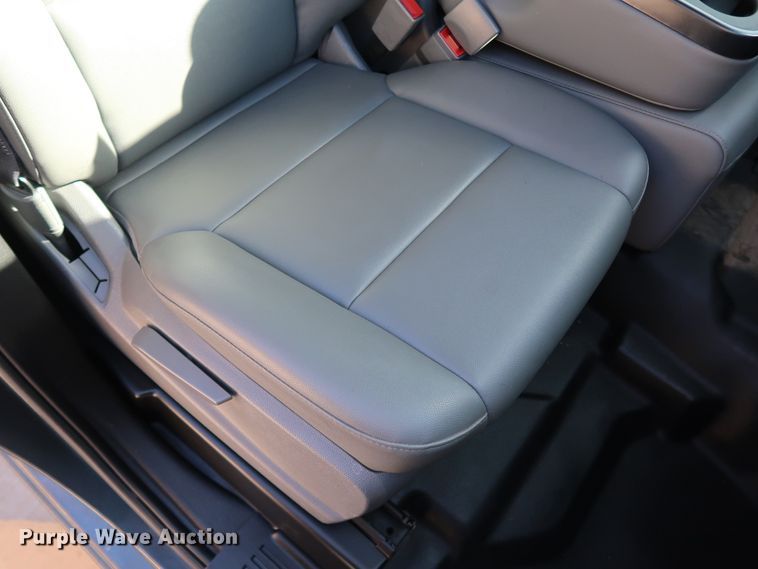 image for item DK3515 2017 Chevrolet Silverado 1500  Double Cab pickup truck