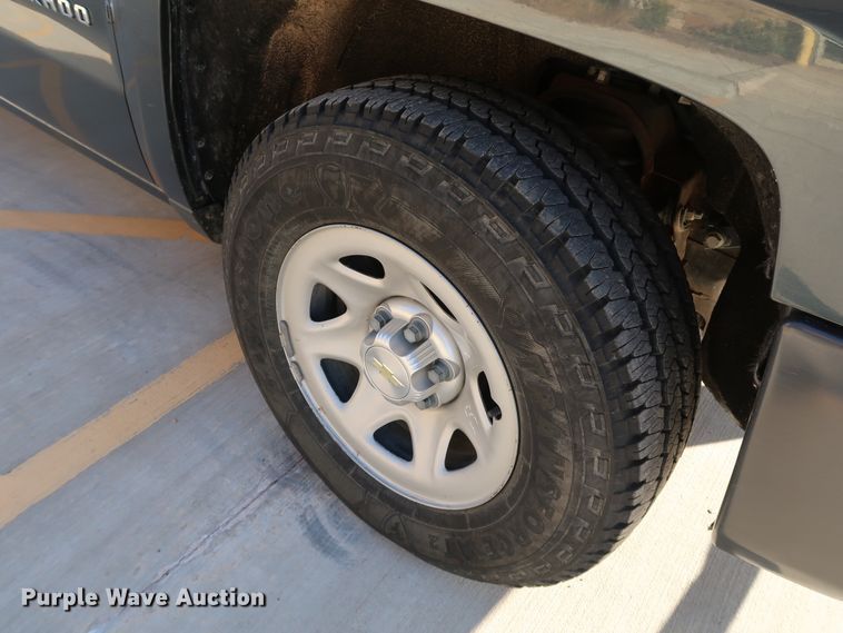 image for item DK3515 2017 Chevrolet Silverado 1500  Double Cab pickup truck