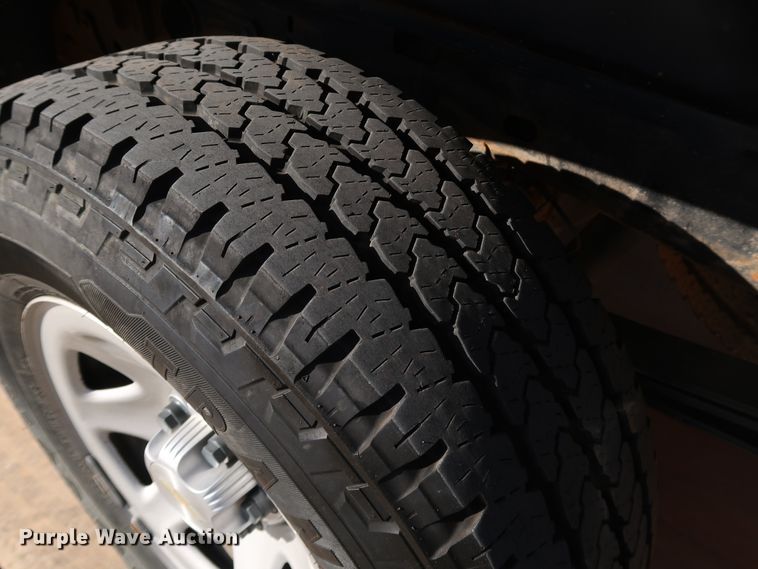 image for item DK3515 2017 Chevrolet Silverado 1500  Double Cab pickup truck