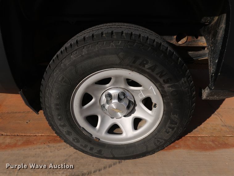 image for item DK3515 2017 Chevrolet Silverado 1500  Double Cab pickup truck