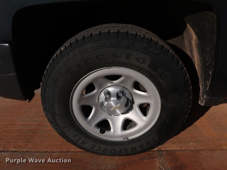 image for item DK3515 2017 Chevrolet Silverado 1500  Double Cab pickup truck