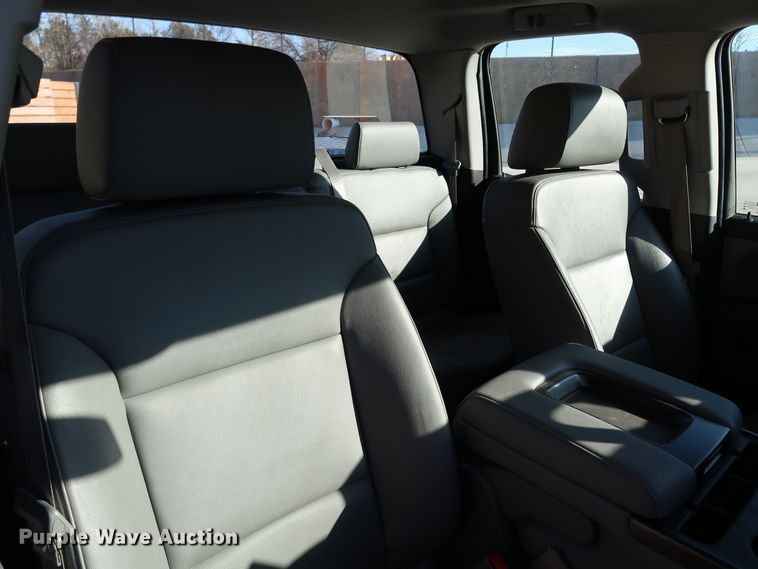 image for item DK3516 2016 Chevrolet Silverado 1500  Double Cab pickup truck