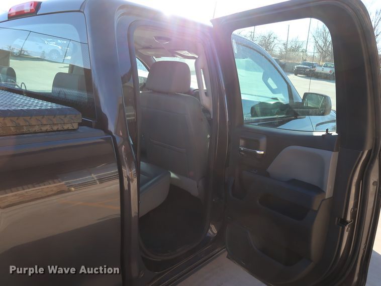 image for item DK3516 2016 Chevrolet Silverado 1500  Double Cab pickup truck