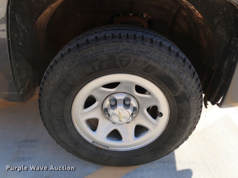 image for item DK3516 2016 Chevrolet Silverado 1500  Double Cab pickup truck