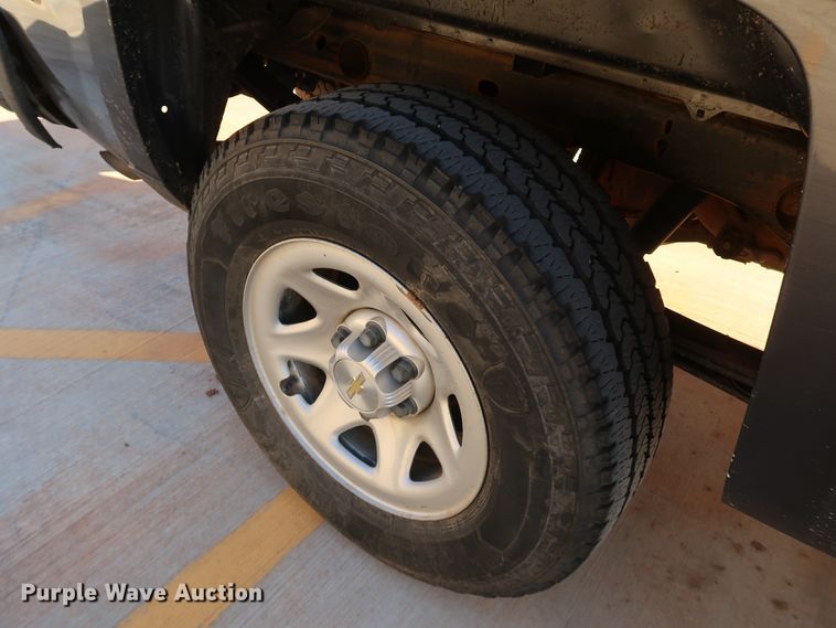 image for item DK3516 2016 Chevrolet Silverado 1500  Double Cab pickup truck