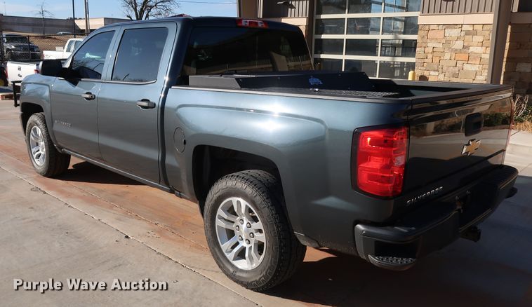 image for item DK3517 2017 Chevrolet Silverado 1500  Crew Cab pickup truck